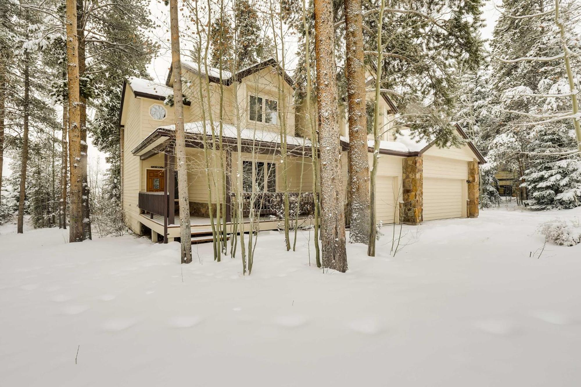 Idyllic Forested Breck Home Hot Tub And Ski Shuttle Брекенридж Экстерьер фото